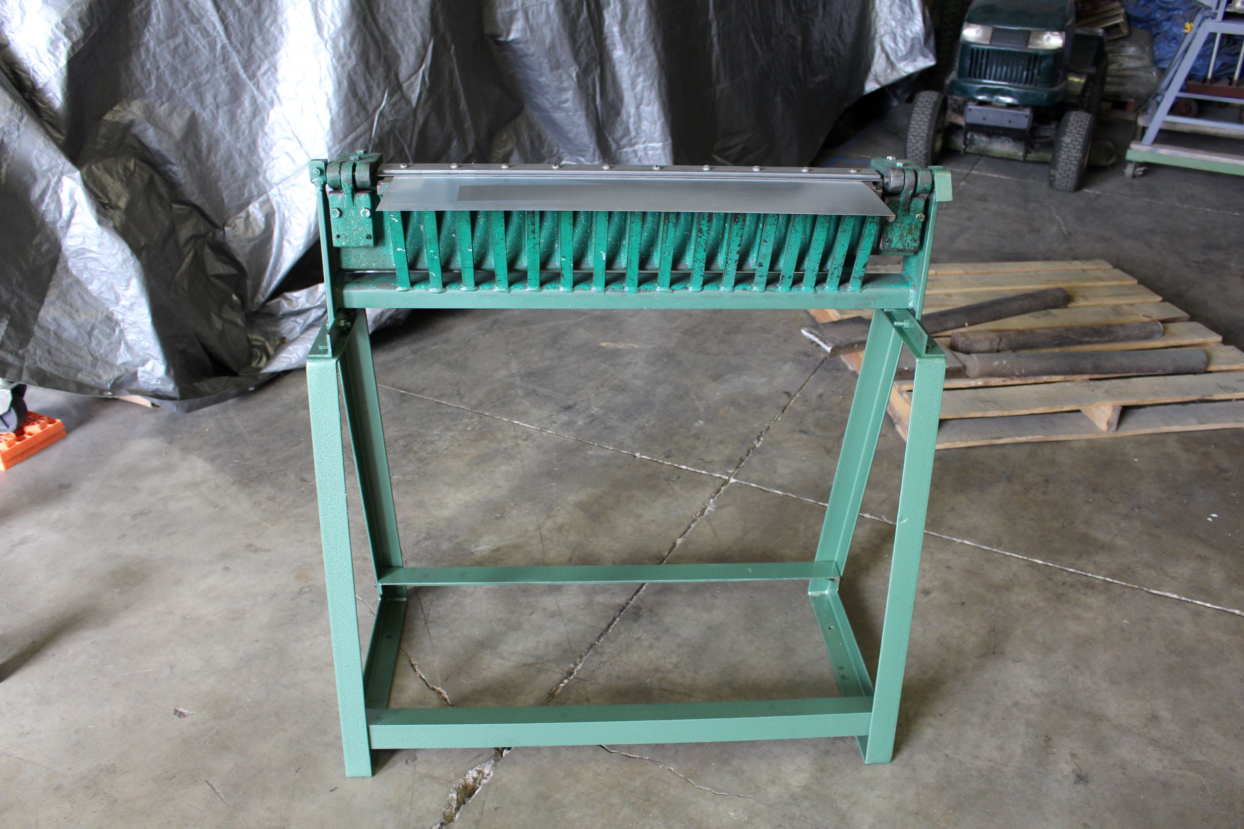 Used Tennsmith CB30 Cleatbender